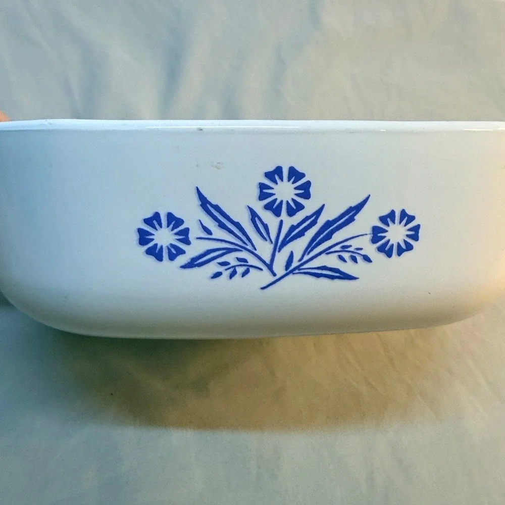 Vintage Corning Ware Cornflower Blue 1 QT Square Casserole Dish P-1-B USA